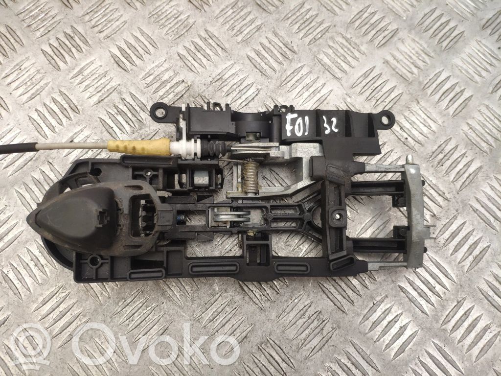 BMW 7 F01 F02 F03 F04 Klamka zewnętrzna/wspornik drzwi 
