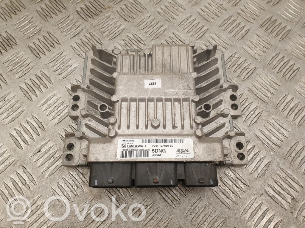 Ford Mondeo MK IV Engine control unit/module 