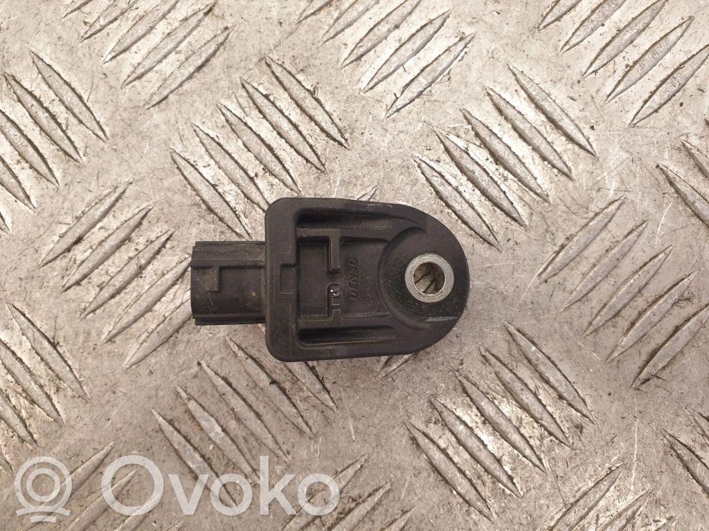Toyota Prius (XW30) Sensor impacto/accidente para activar Airbag 