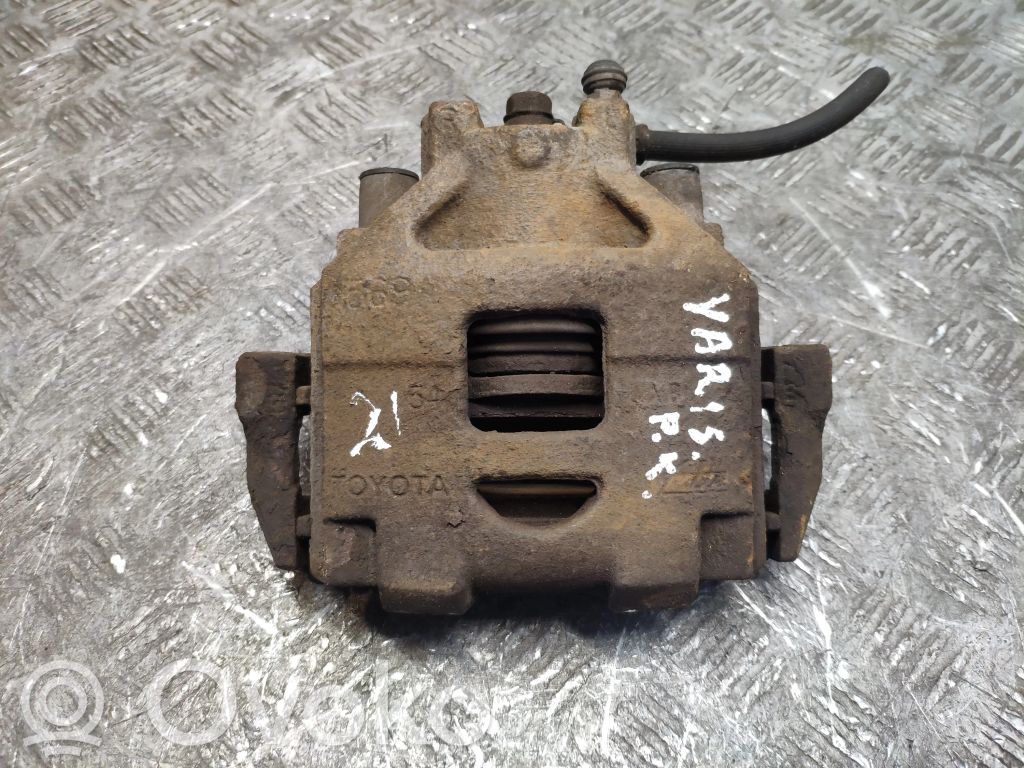 Toyota Yaris Priekinis suportas 
