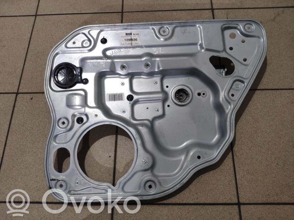 Volvo V50 Mecanismo para subir la puerta trasera sin motor 