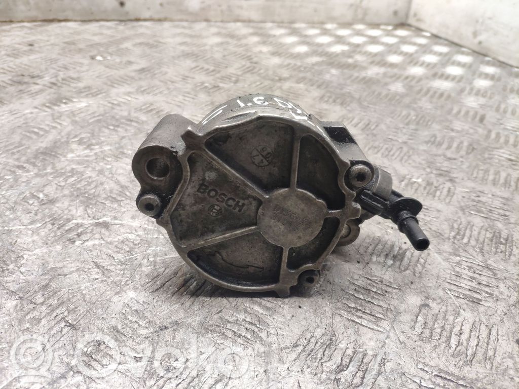 Volvo V50 Vacuum pump 