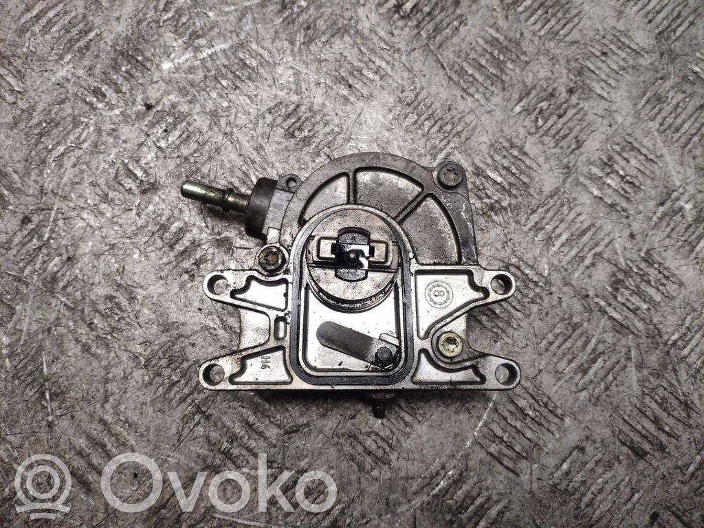 Opel Vectra B Bomba de vacío 