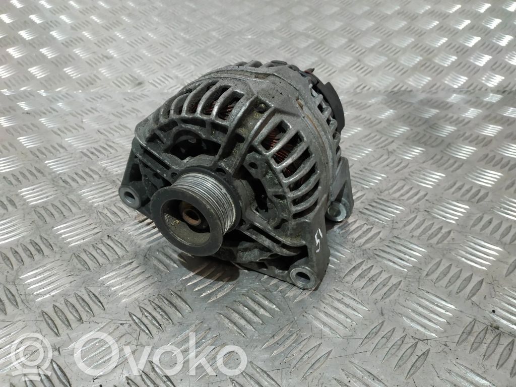 Opel Astra G Alternator 