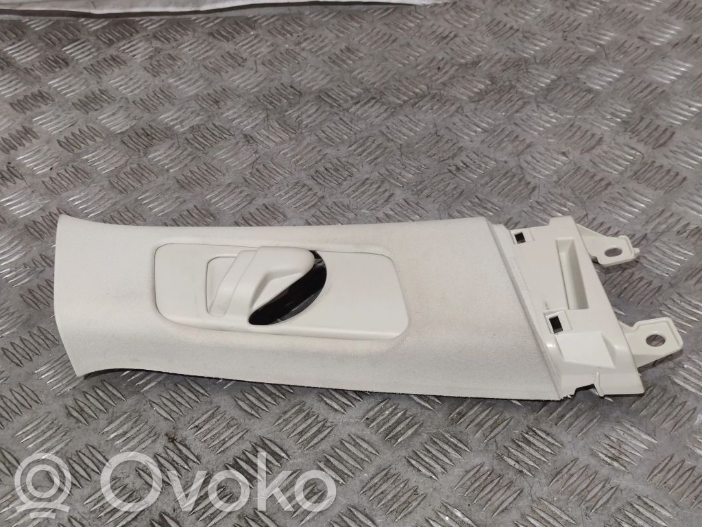 Lexus NX Pilar (B) (superior) 