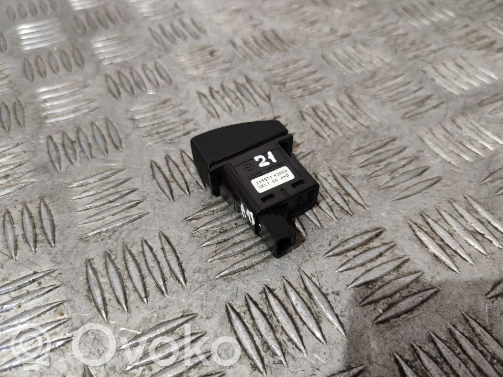 Mazda 6 Hazard light switch 