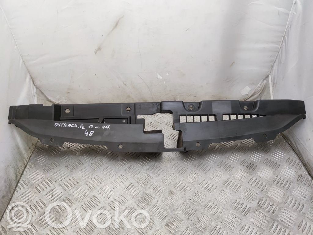 Subaru Outback Облицовка замка капота двигателя 