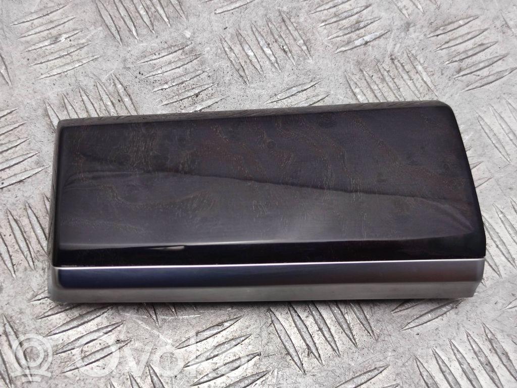 BMW 7 F01 F02 F03 F04 Panelės apdaila 