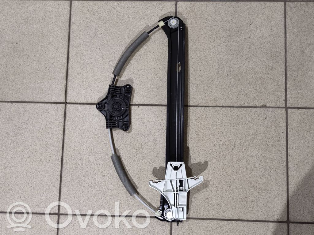 Skoda Superb B8 (3V) Mechanizm podnoszenia szyby tylnej bez silnika 