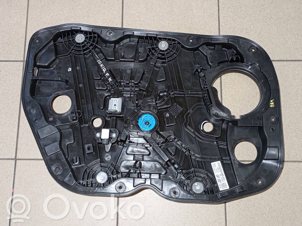 Hyundai Ioniq Front window lifting mechanism without motor 