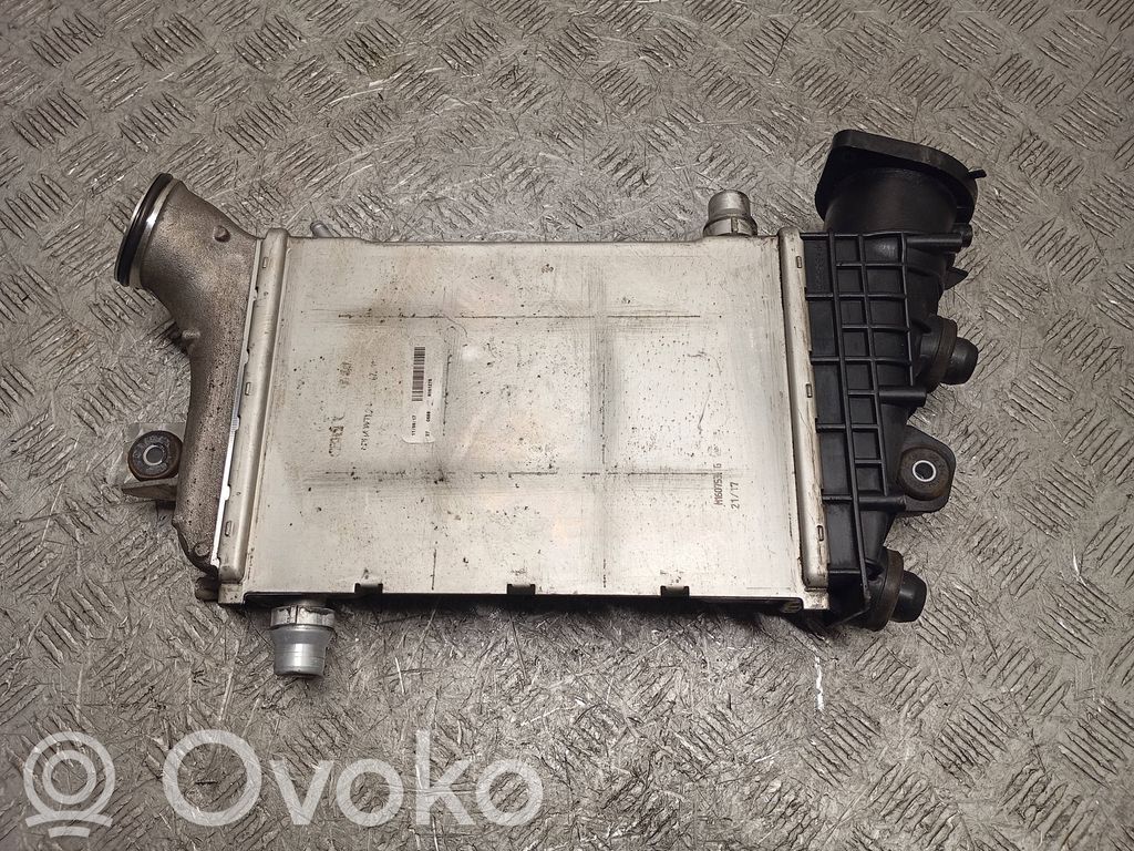 Mercedes-Benz E W213 Chłodnica powietrza doładowującego / Intercooler 