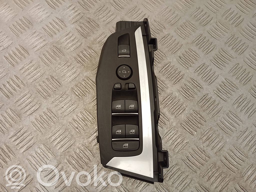 BMW X3 G01 Electric window control switch 