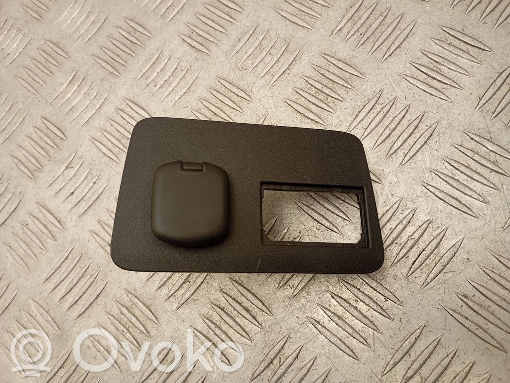 Lexus NX 12 V Socket (rear) 