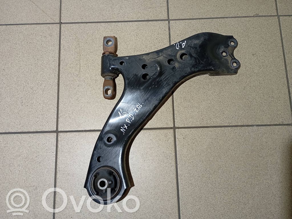 Lexus NX Querlenker Achsschenkel vorne 