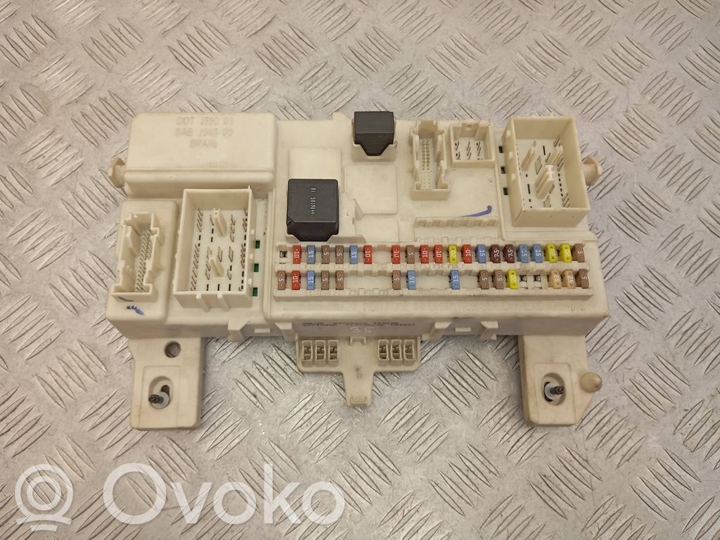 Volvo S40 Fuse module 