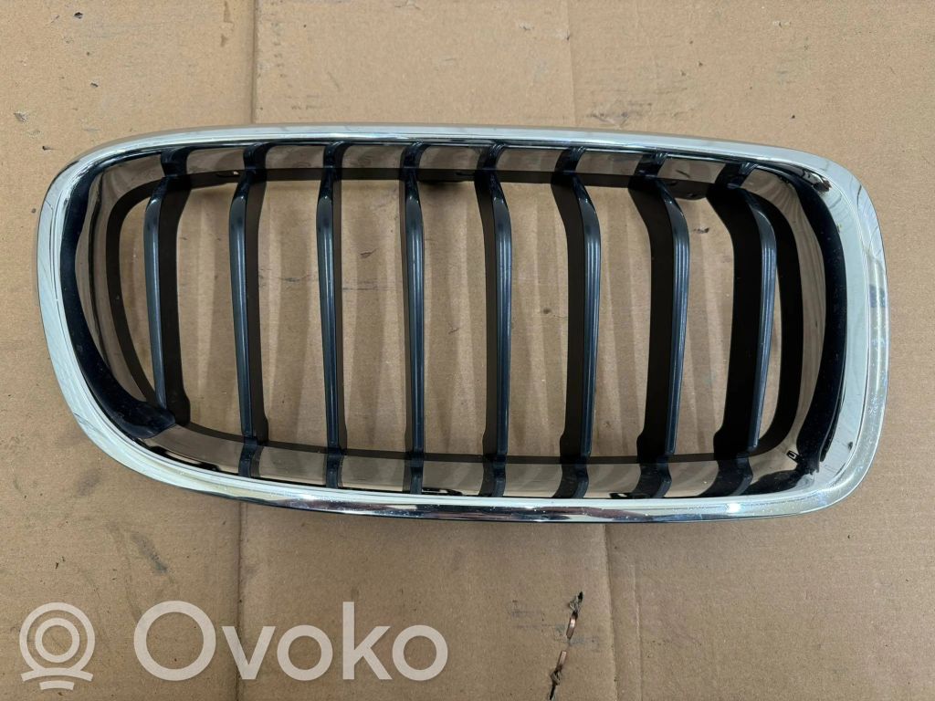 BMW 3 F30 F35 F31 Maskownica / Grill / Atrapa górna chłodnicy 