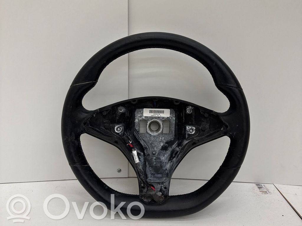 Tesla Model S Stūre 