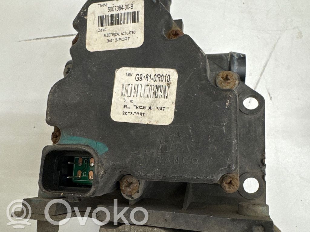 Tesla Model S Bomba auxiliar eléctrica de agua/refrigerador 