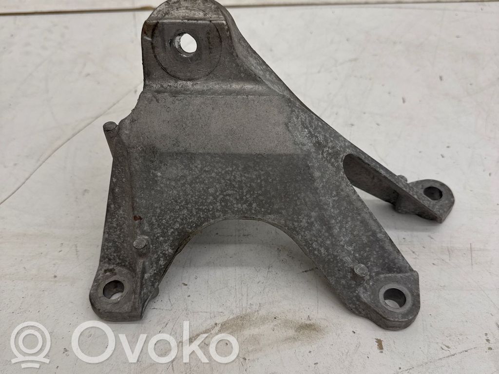 BMW M2 F87 Engine mounting bracket 