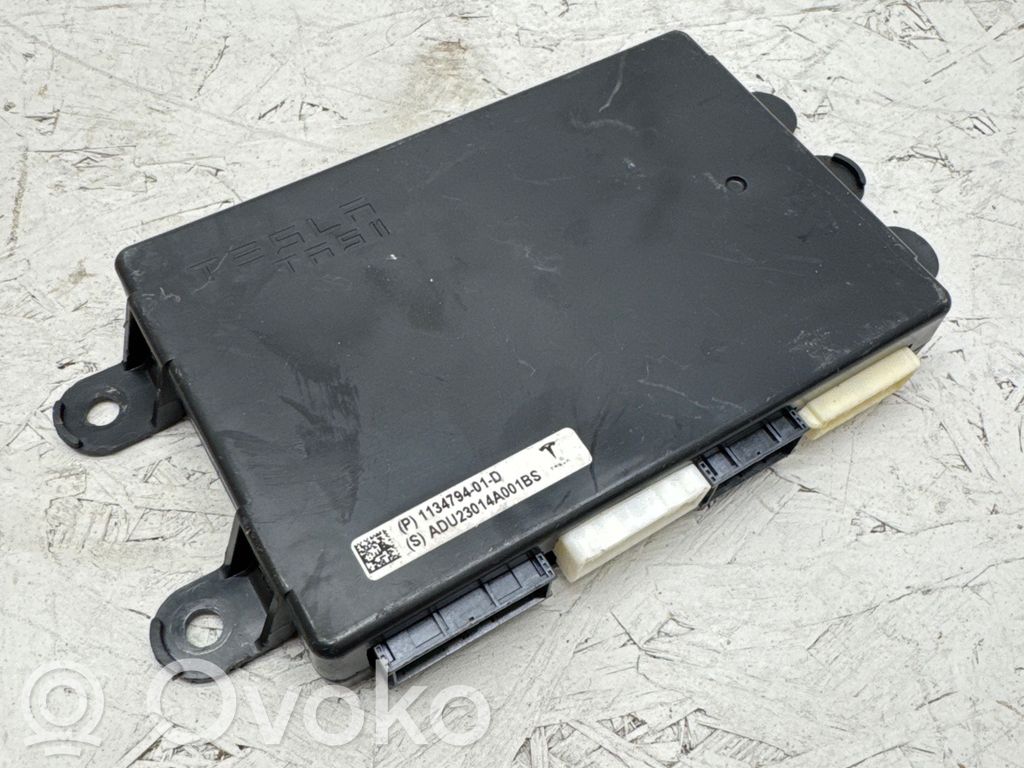 Tesla Model S Suspension control unit/module 