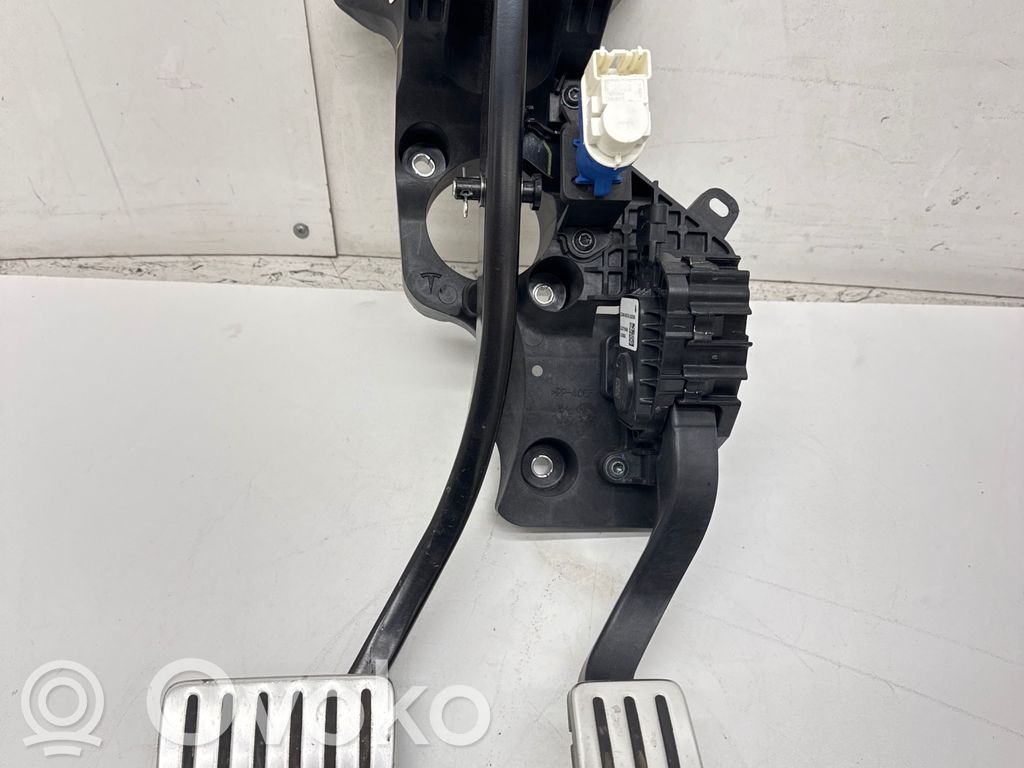 Tesla Model S Pedal assembly 