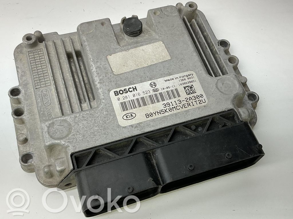 KIA Venga Unidad de control/módulo del motor 