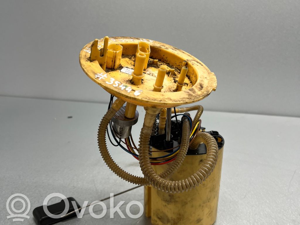 Audi A4 S4 B8 8K Bomba interna de combustible 