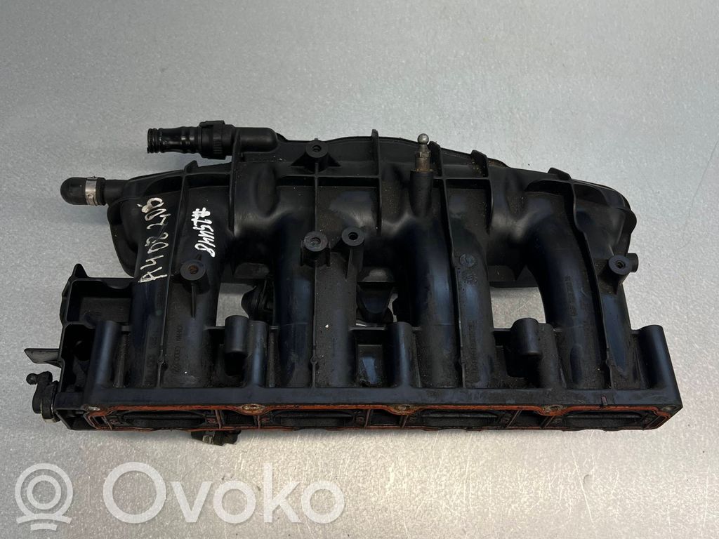 Audi A4 S4 B7 8E 8H Colector de admisión 
