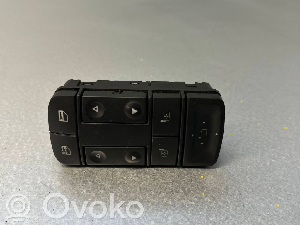 Opel Zafira B Interruptor del elevalunas eléctrico 