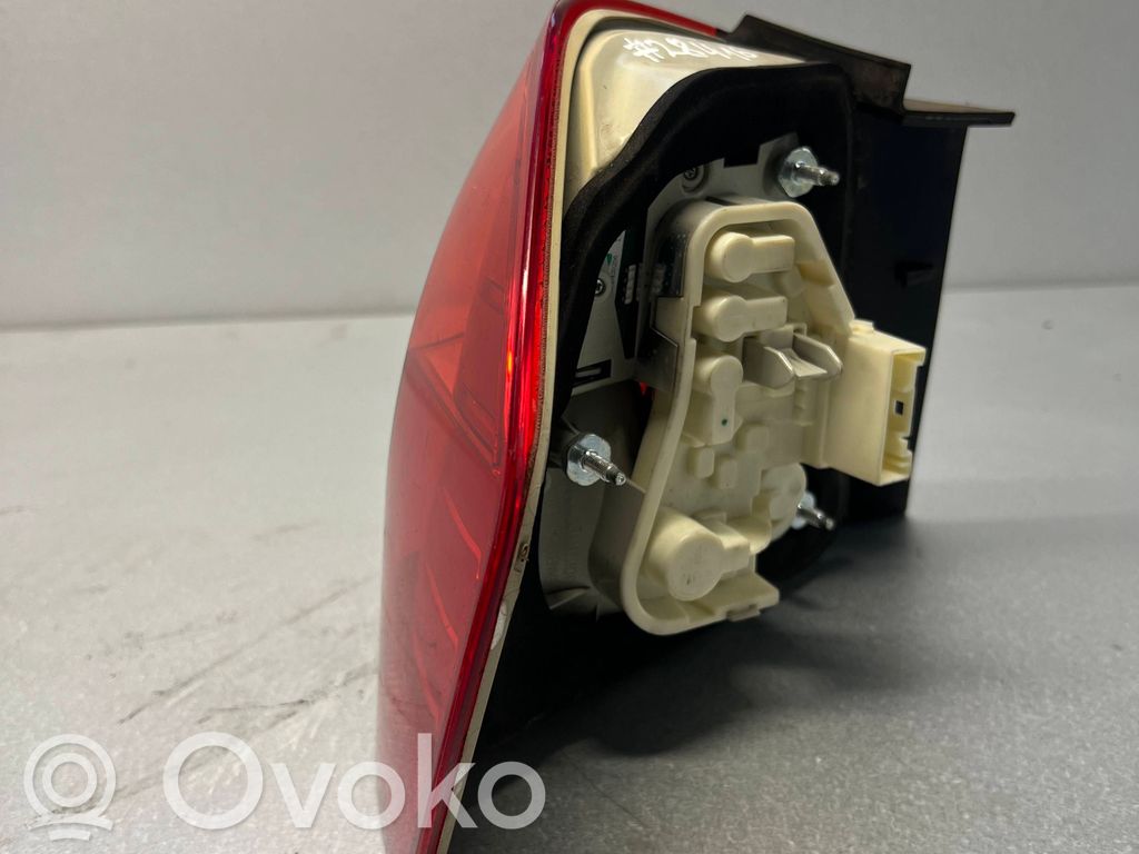 Rear/tail lights