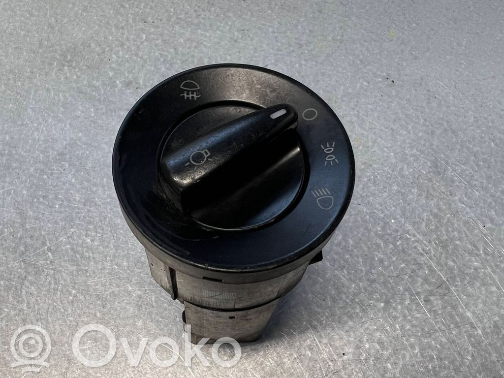 Volkswagen Golf IV Interruptor de luz 