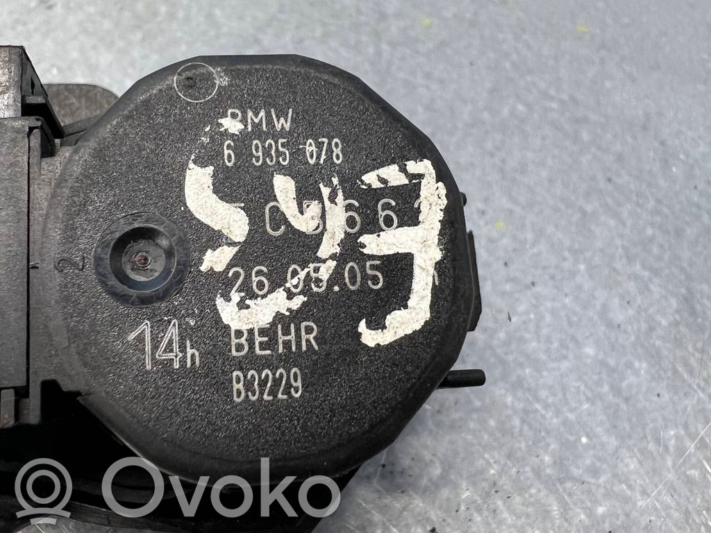 BMW 7 E65 E66 Oro sklendės varikliukas 