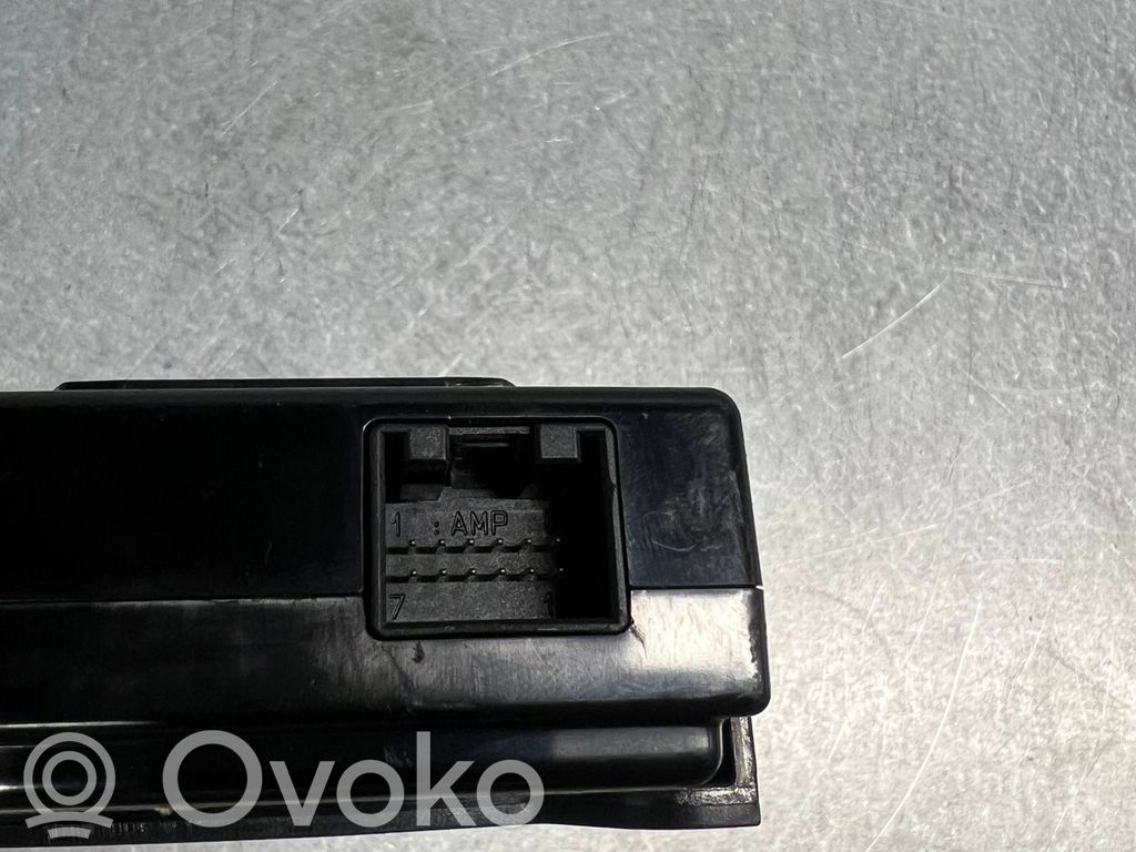 Volkswagen Golf VI Moduł / Sterownik USB 