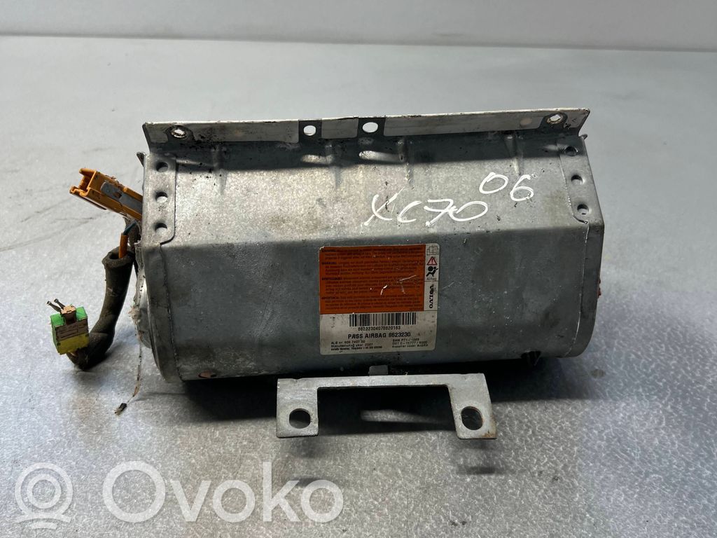 Volvo XC70 Airbag del pasajero 