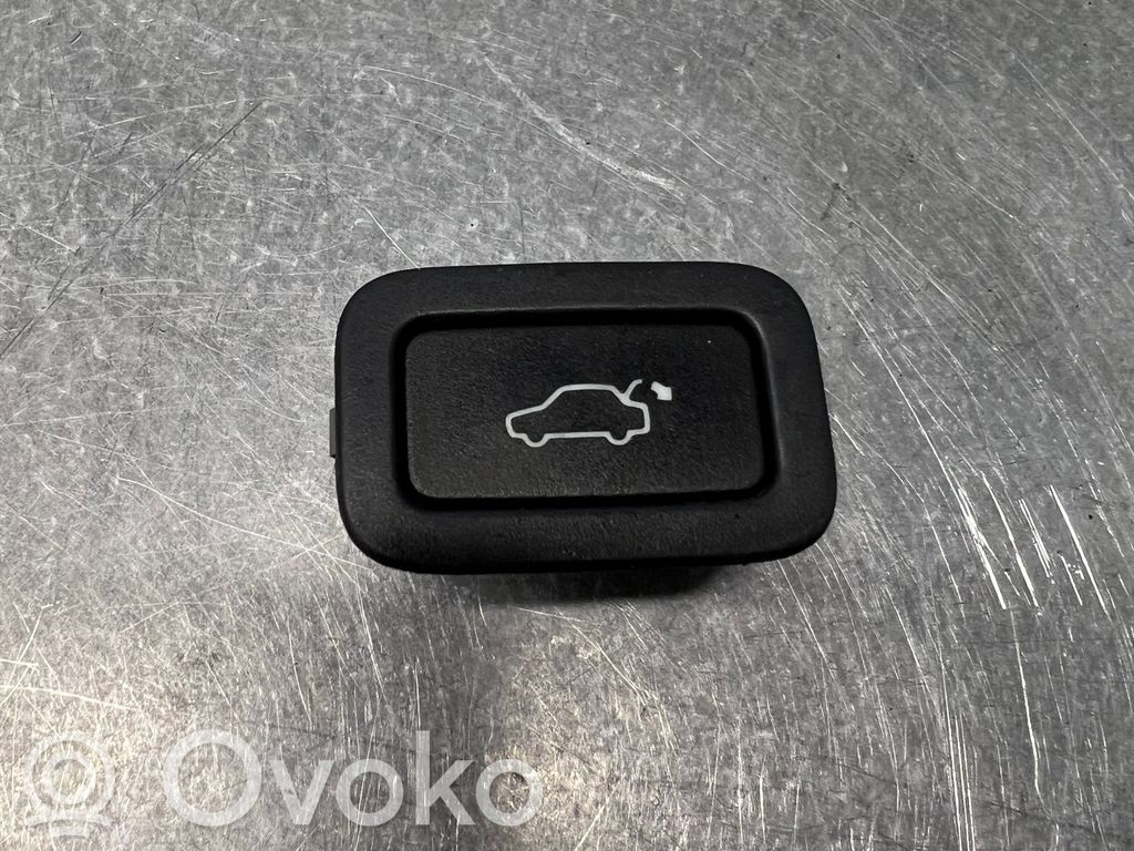 Volvo S70  V70  V70 XC Tailgate/trunk/boot open switch 