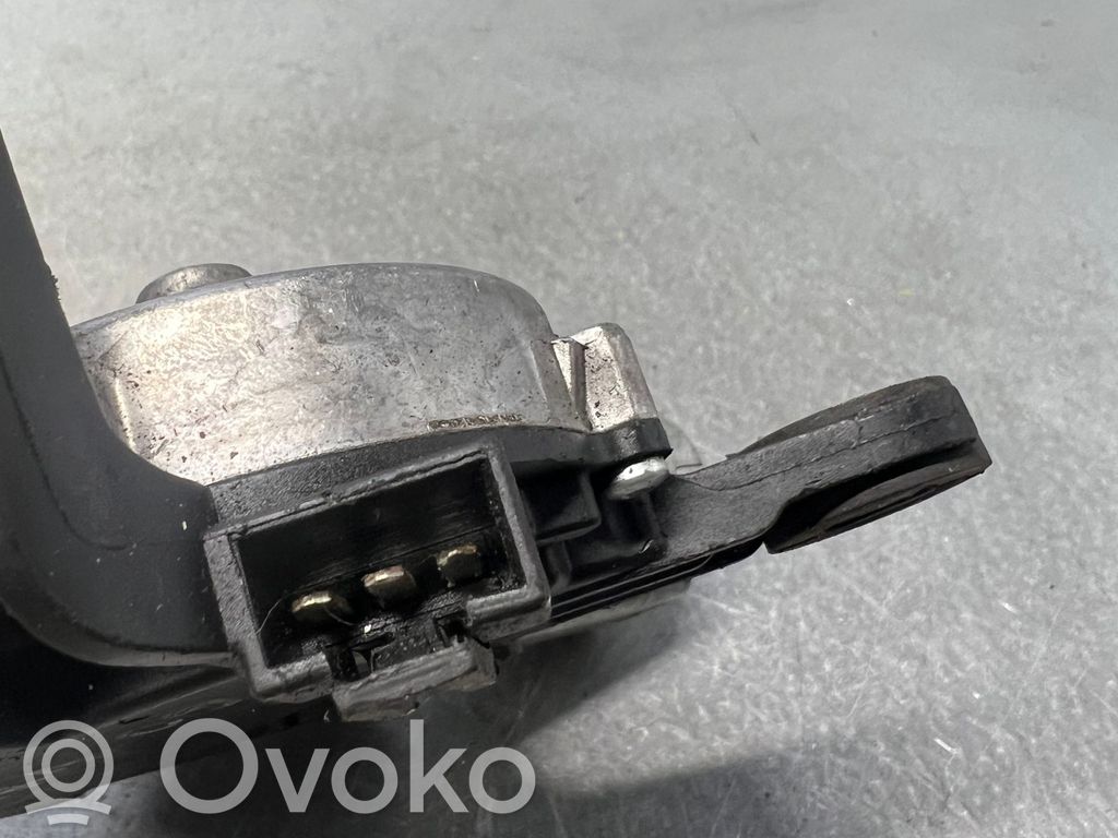 Opel Astra H Silniczek wycieraczki szyby tylnej 