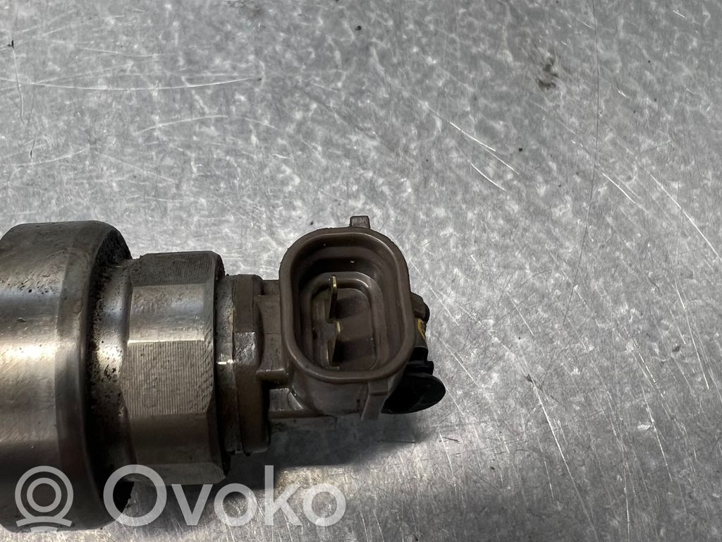 Inyector de combustible   8973762708,8973762703