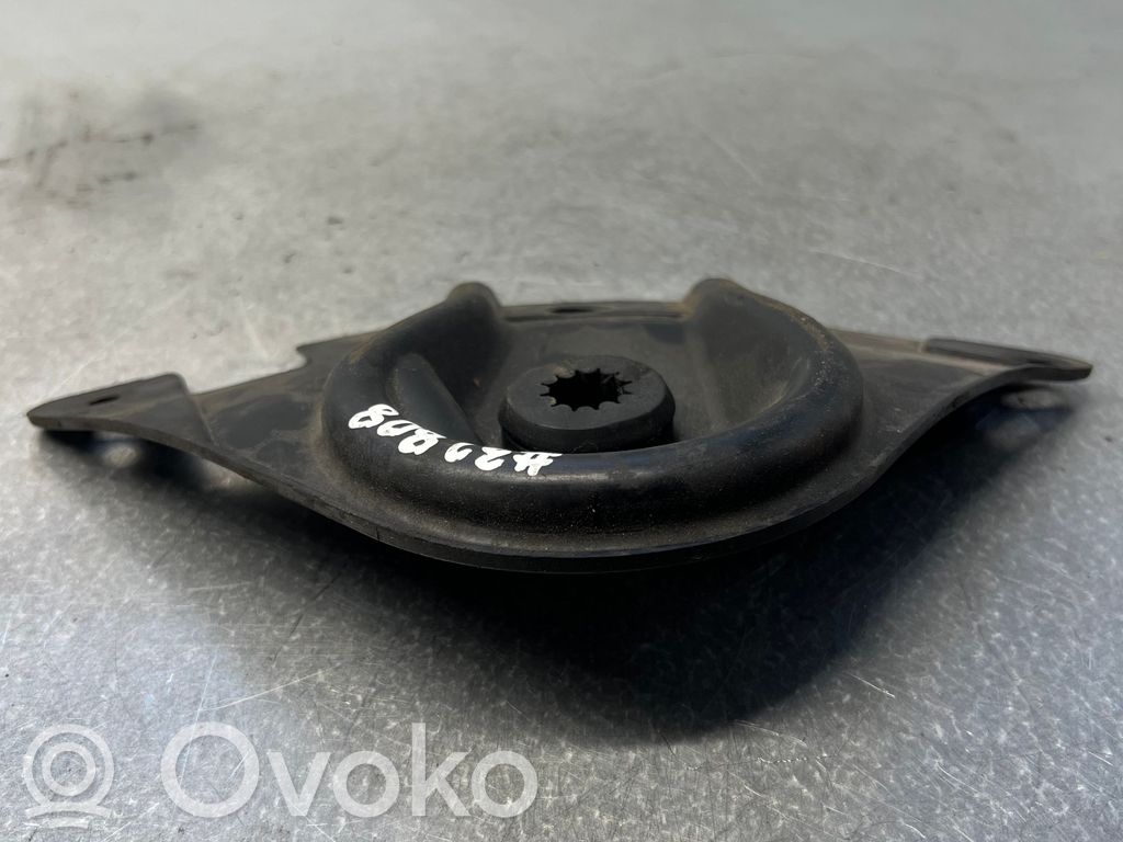 Jaguar S-Type Fixation de radiateur 