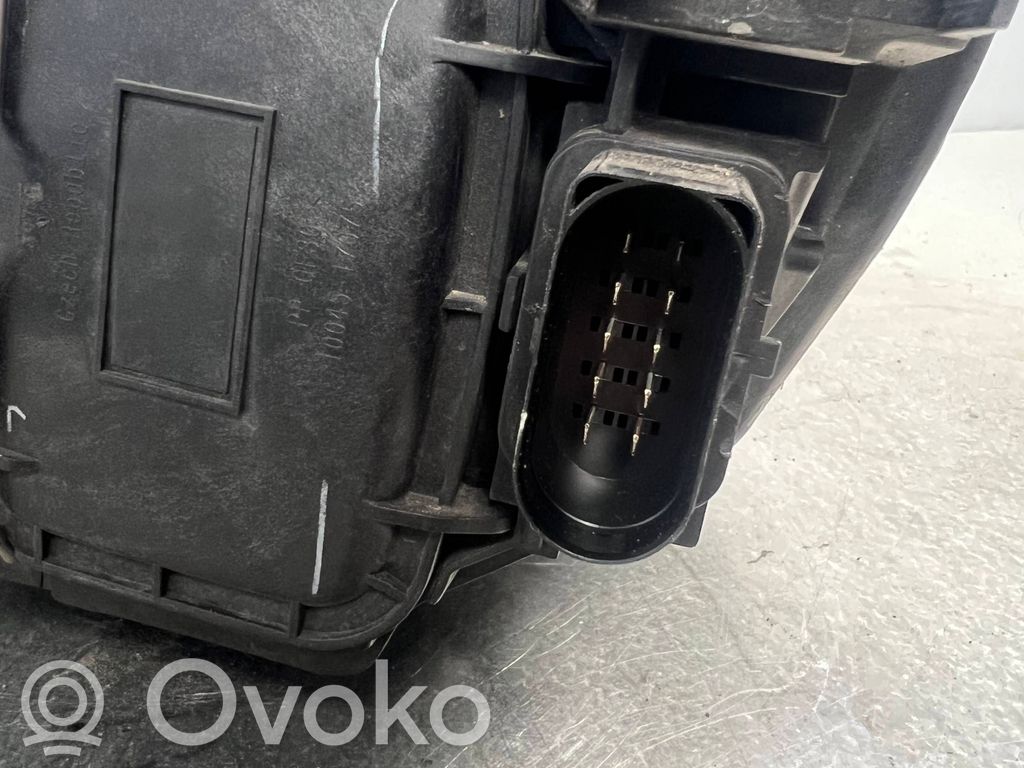 Lampa przednia   8R0941004M,8R0941004M