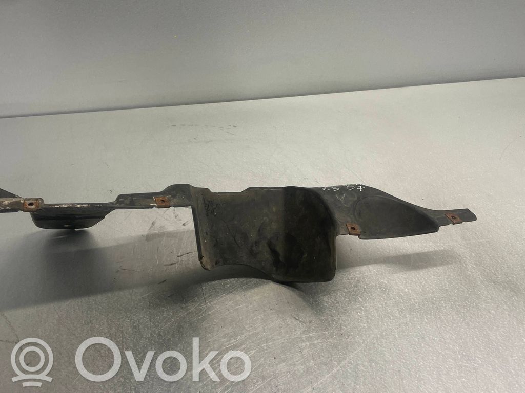 BMW X3 E83 Capac/apărătoare față inferioară 