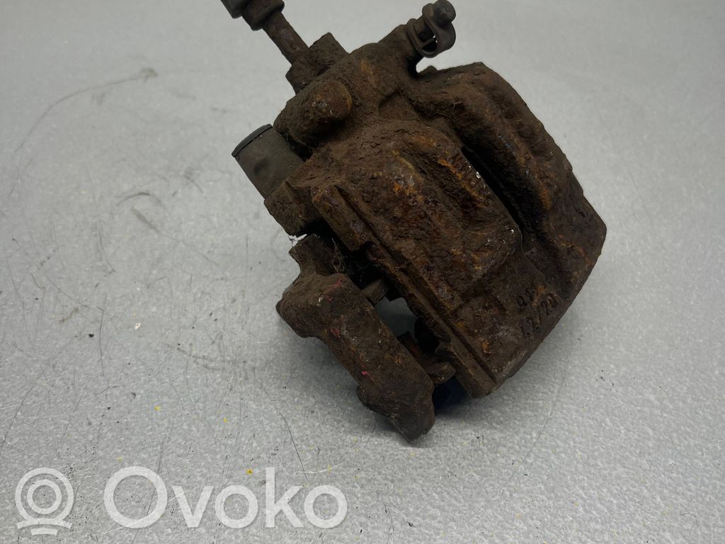 Задний суппорт   055,055