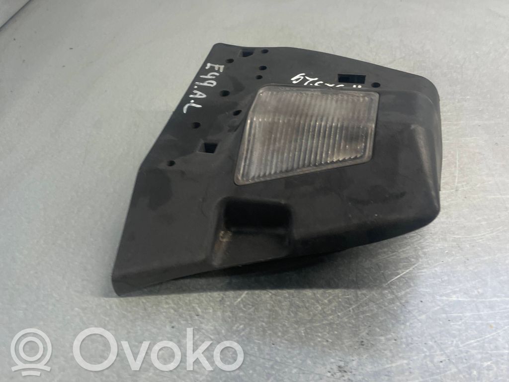 BMW 3 E46 Cubierta del soporte de la lámpara de la luz trasera 