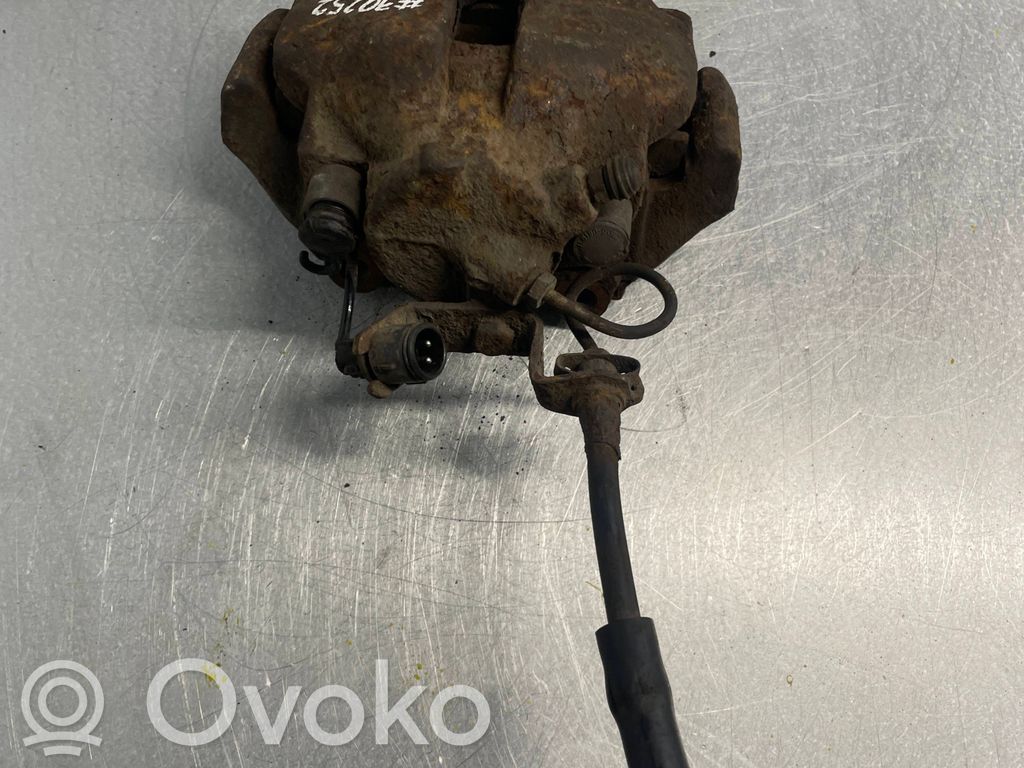 Audi A6 S6 C4 4A Zacisk hamulcowy przedni 