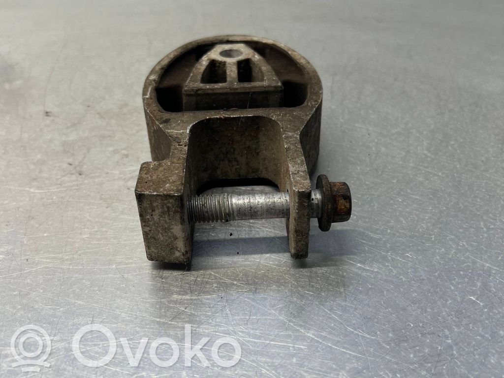 Ford S-MAX Engine mount bracket 