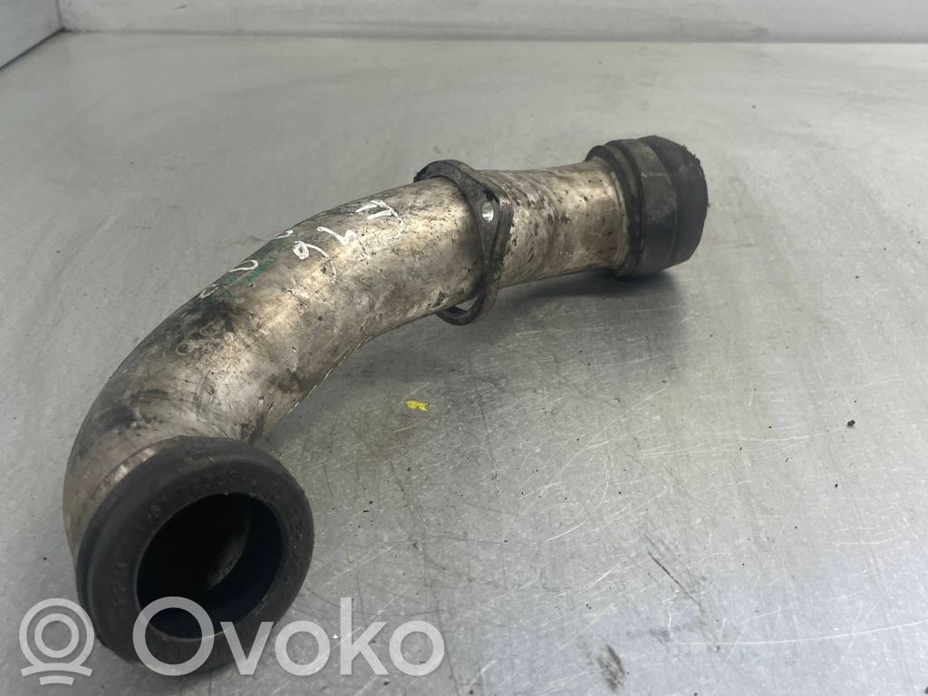 BMW 3 E46 Välijäähdyttimen letku 