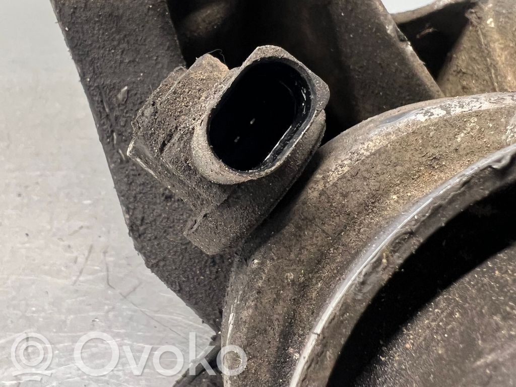 Audi A6 S6 C6 4F Engine mount bracket 