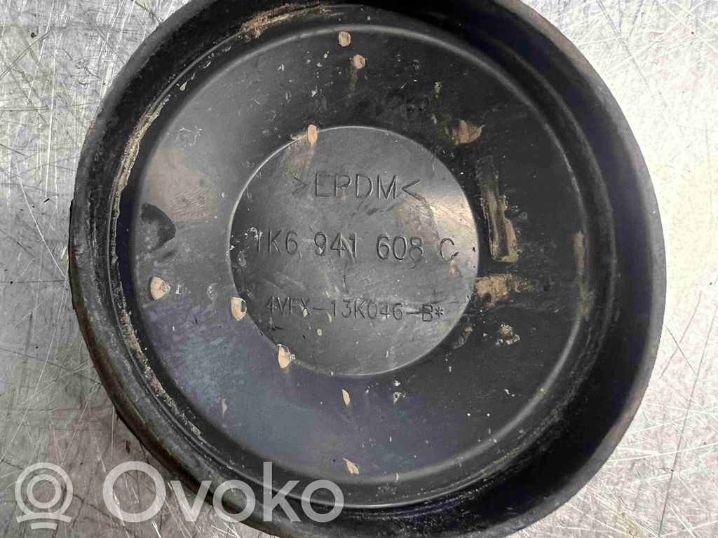 Ford Focus Headlight/headlamp dust cover 