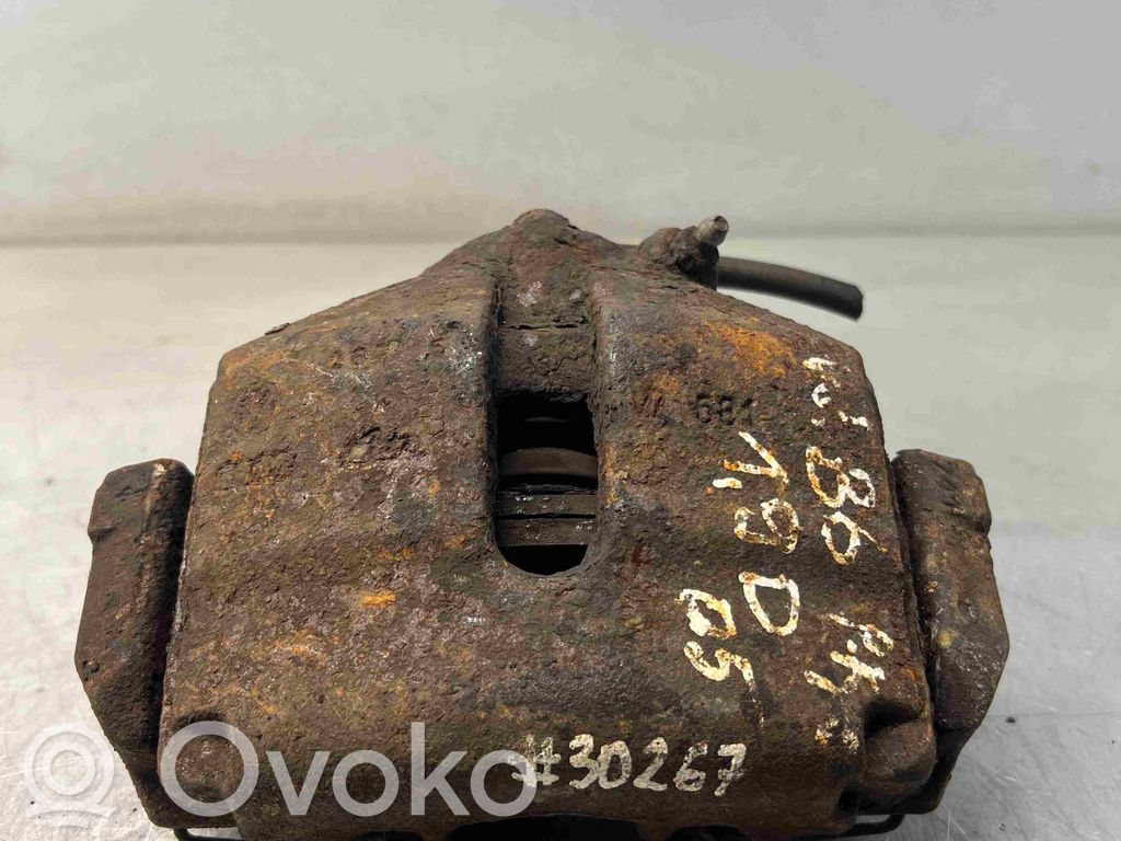 Audi A4 S4 B6 8E 8H Etujarrusatula 