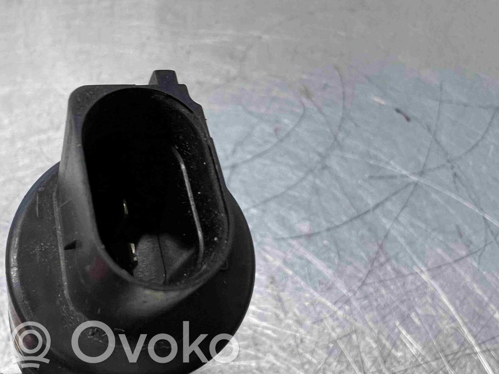 BMW 3 E46 Headlight washer pump 