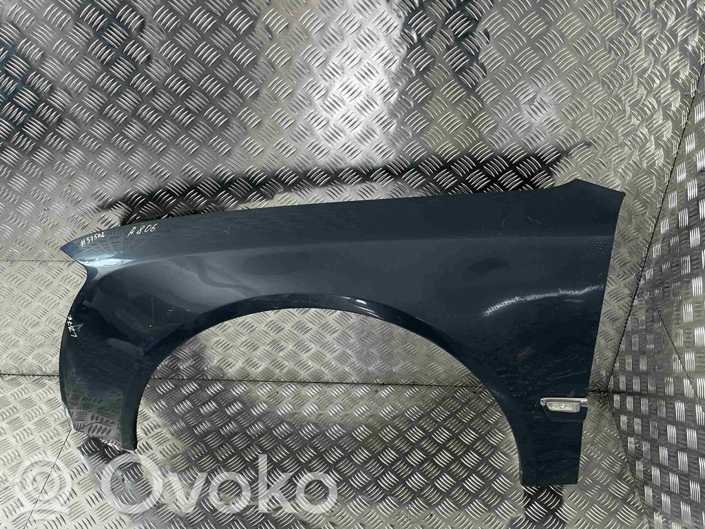 Audi A8 S8 D3 4E Sparnas 